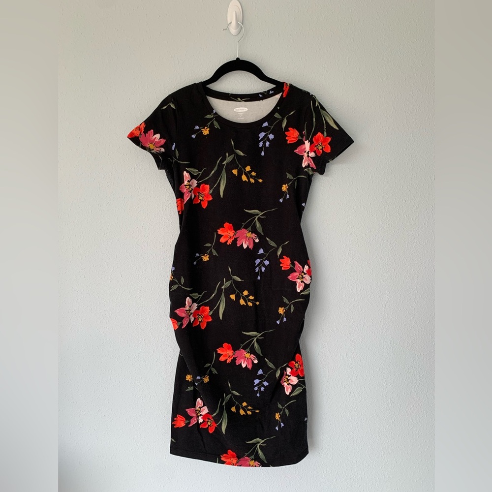 Old Navy Maternity Dress